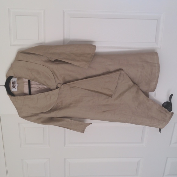 Linen Pantsuit - Picture 5 of 16